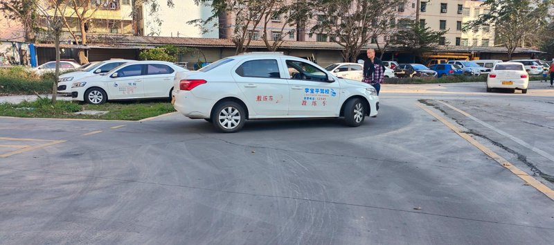 驾校信息咨询：把握未来的驾考趋势